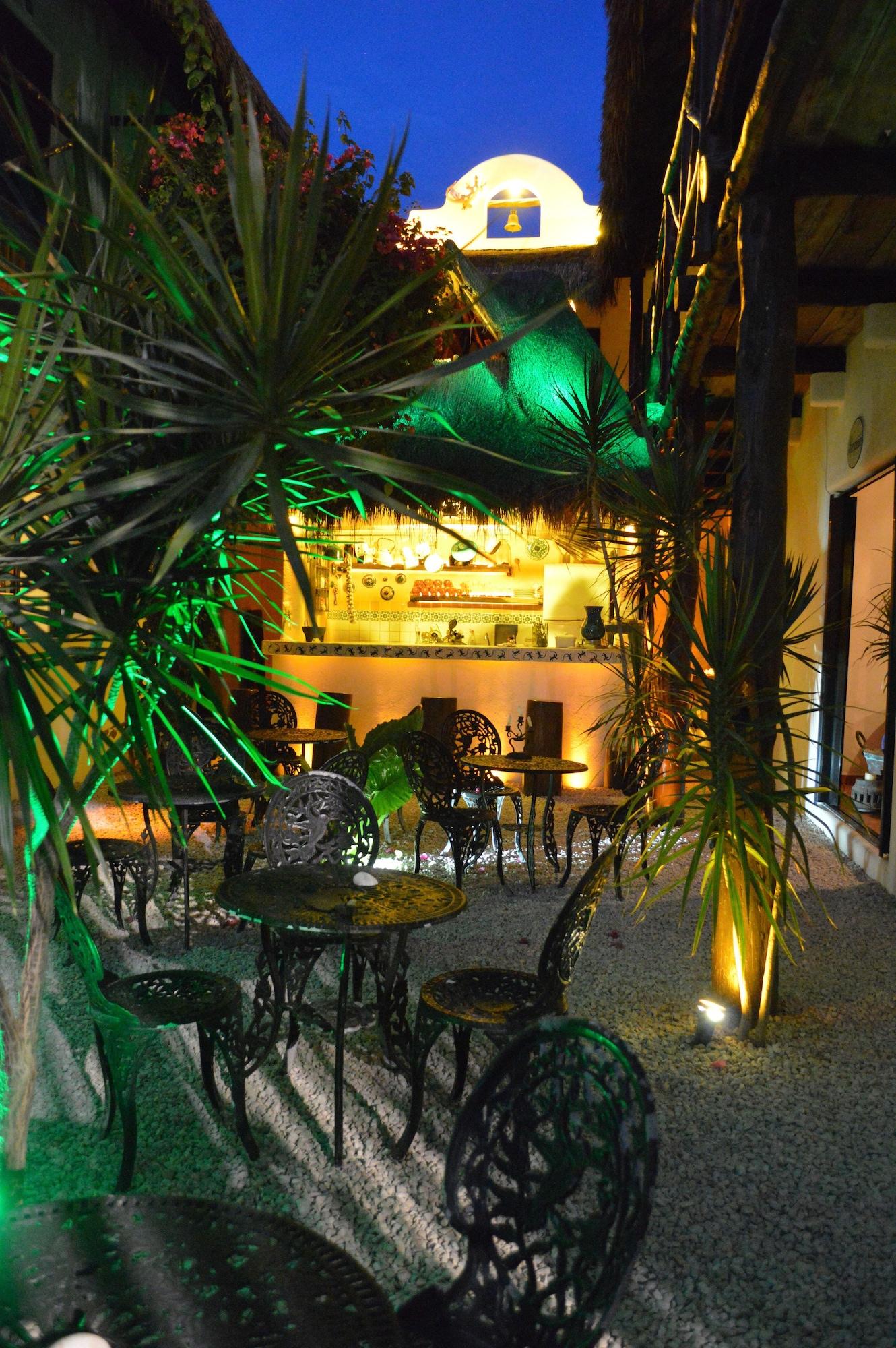 Restaurant Lo Nuestro Petit Hotel