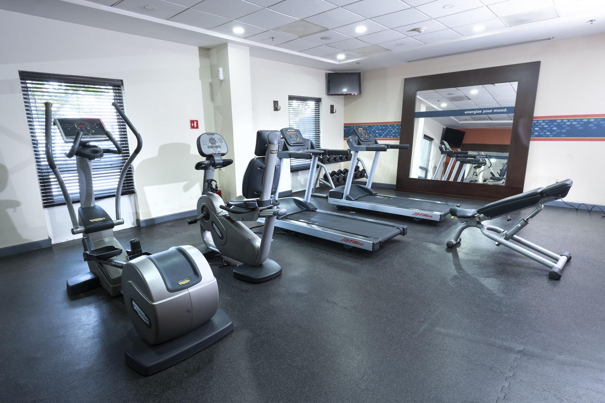 Gimnasio Hampton Inn by Hilton Guadalajara-Aeropuerto