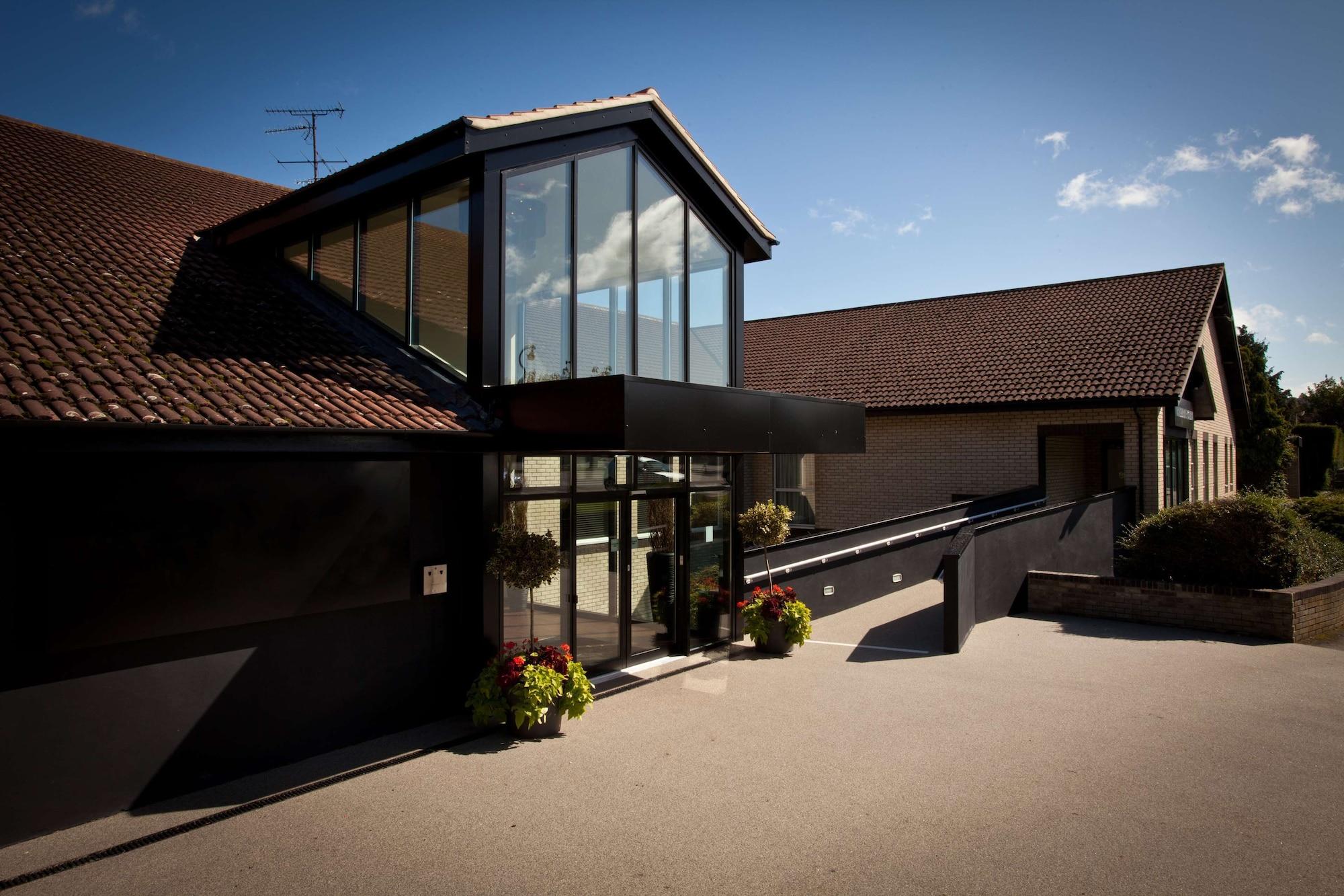 Vista Exterior Gloucester Robinswood Hotel, BW Signature Collection