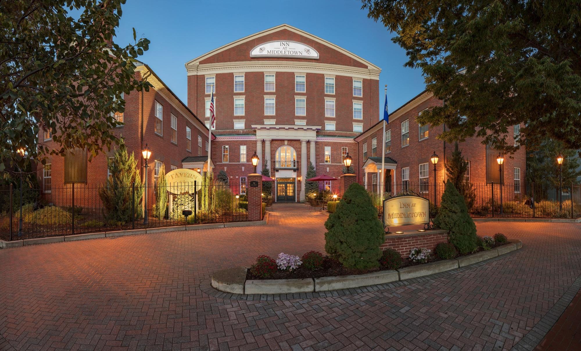 Vista Exterior Inn at Middletown