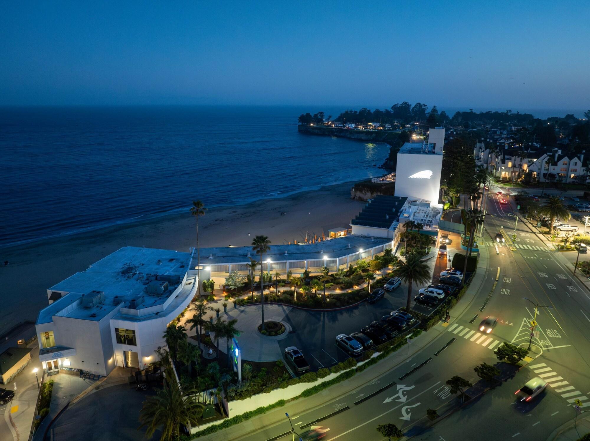 Vista Exterior Dream Inn Santa Cruz