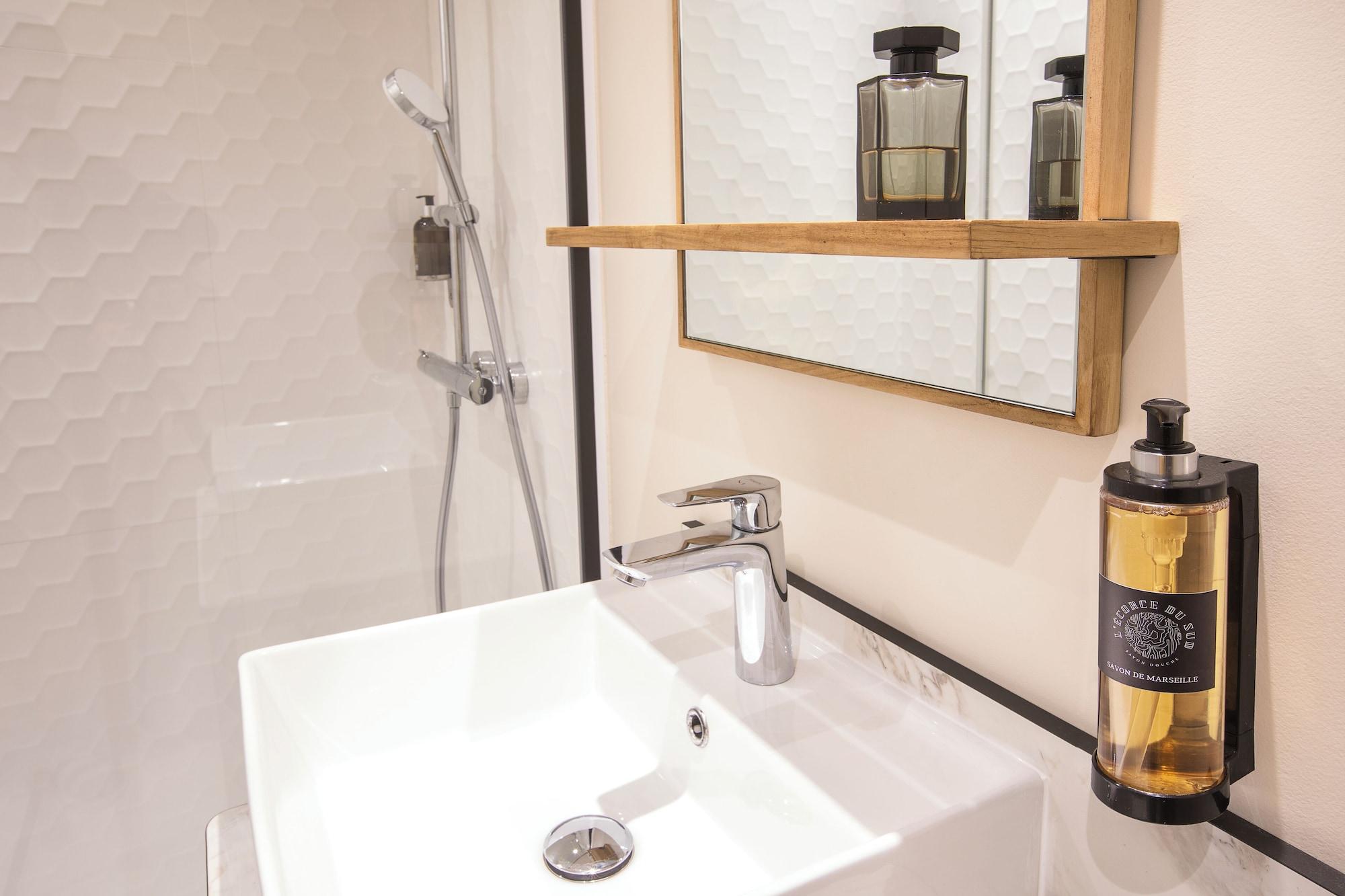 Equipamiento de Habitación Hôtel LIFE Marseille VP Vieux-Port