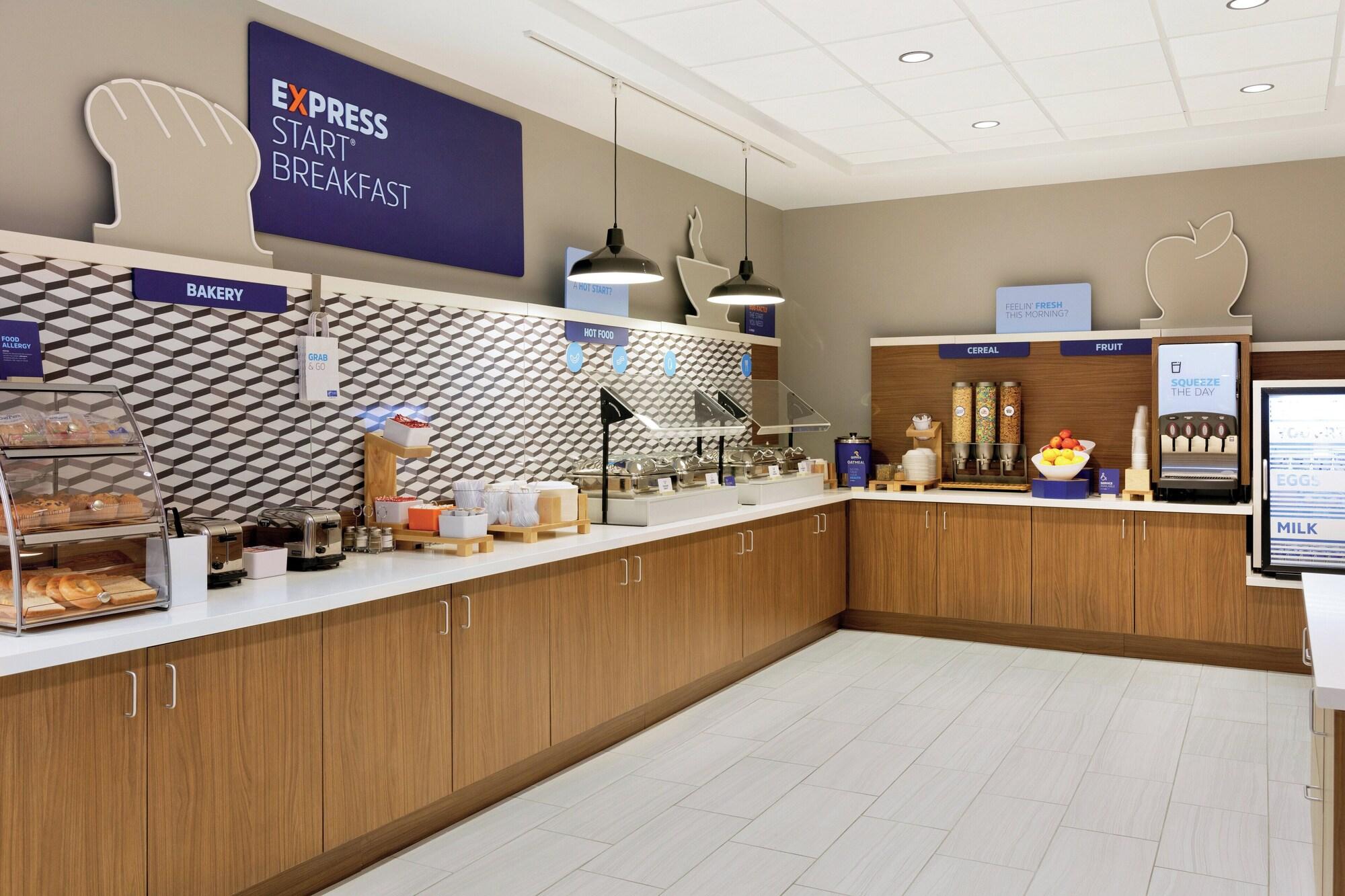 Restaurant Holiday Inn Express Hotel & Suites Cleveland-Streetsboro by IHG