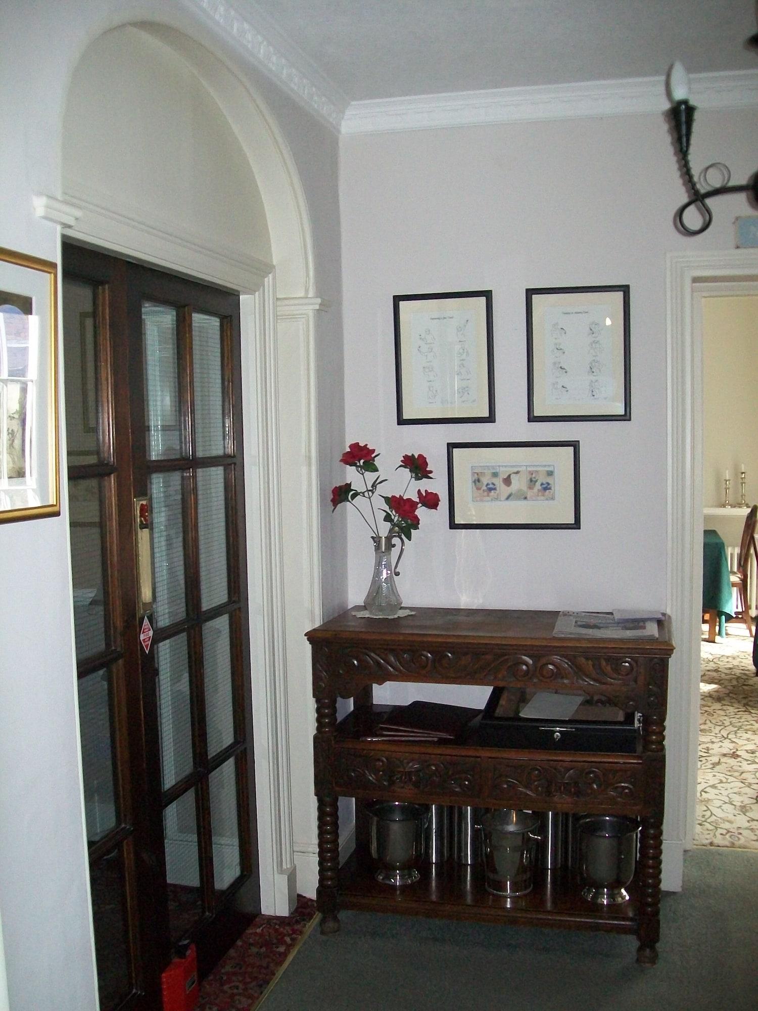 Vista Lobby Chapel House Restaurant with Rooms