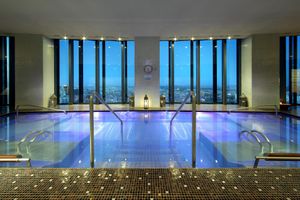 Alojamiento - Eurostars Madrid Tower