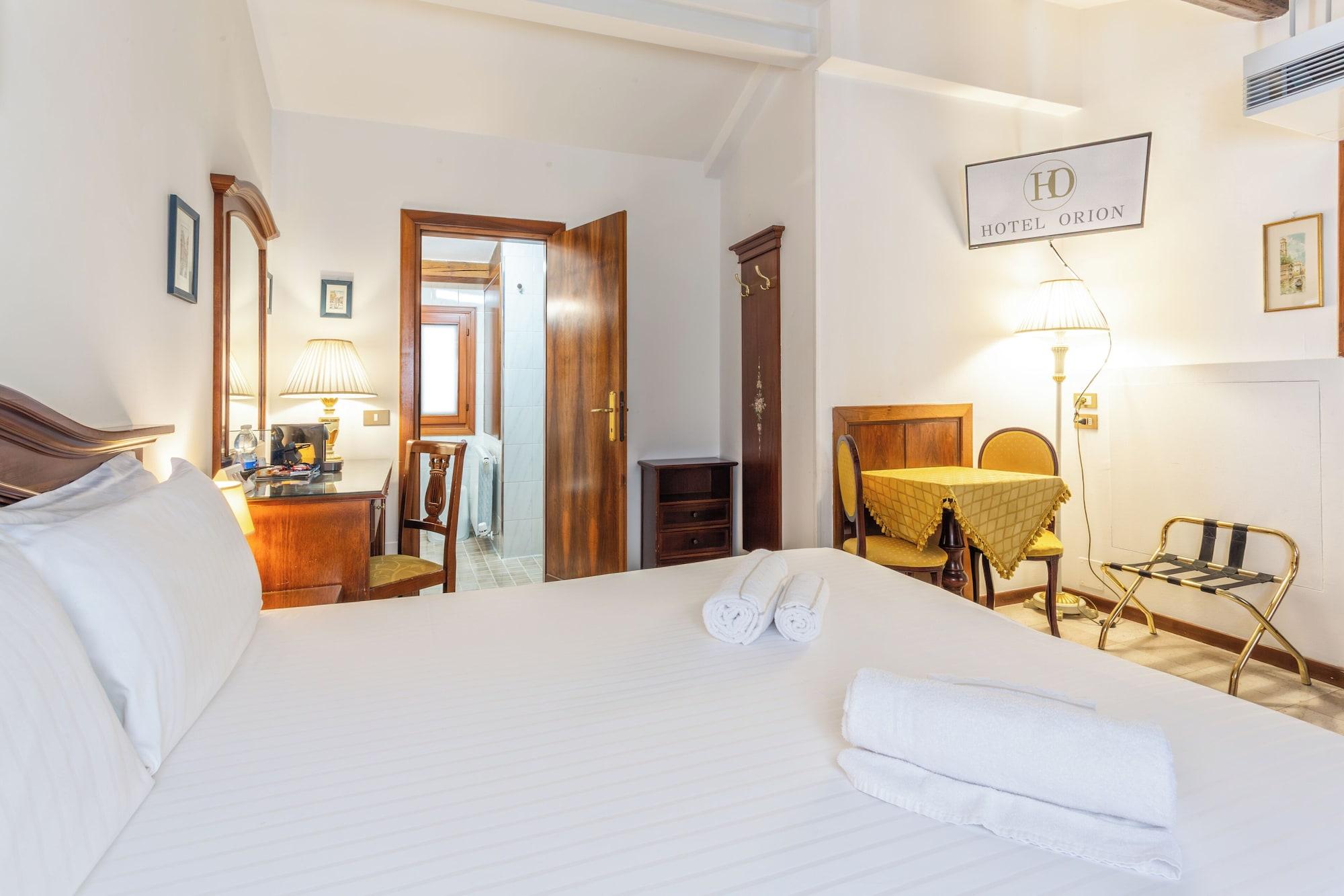 Habitación Hotel Orion