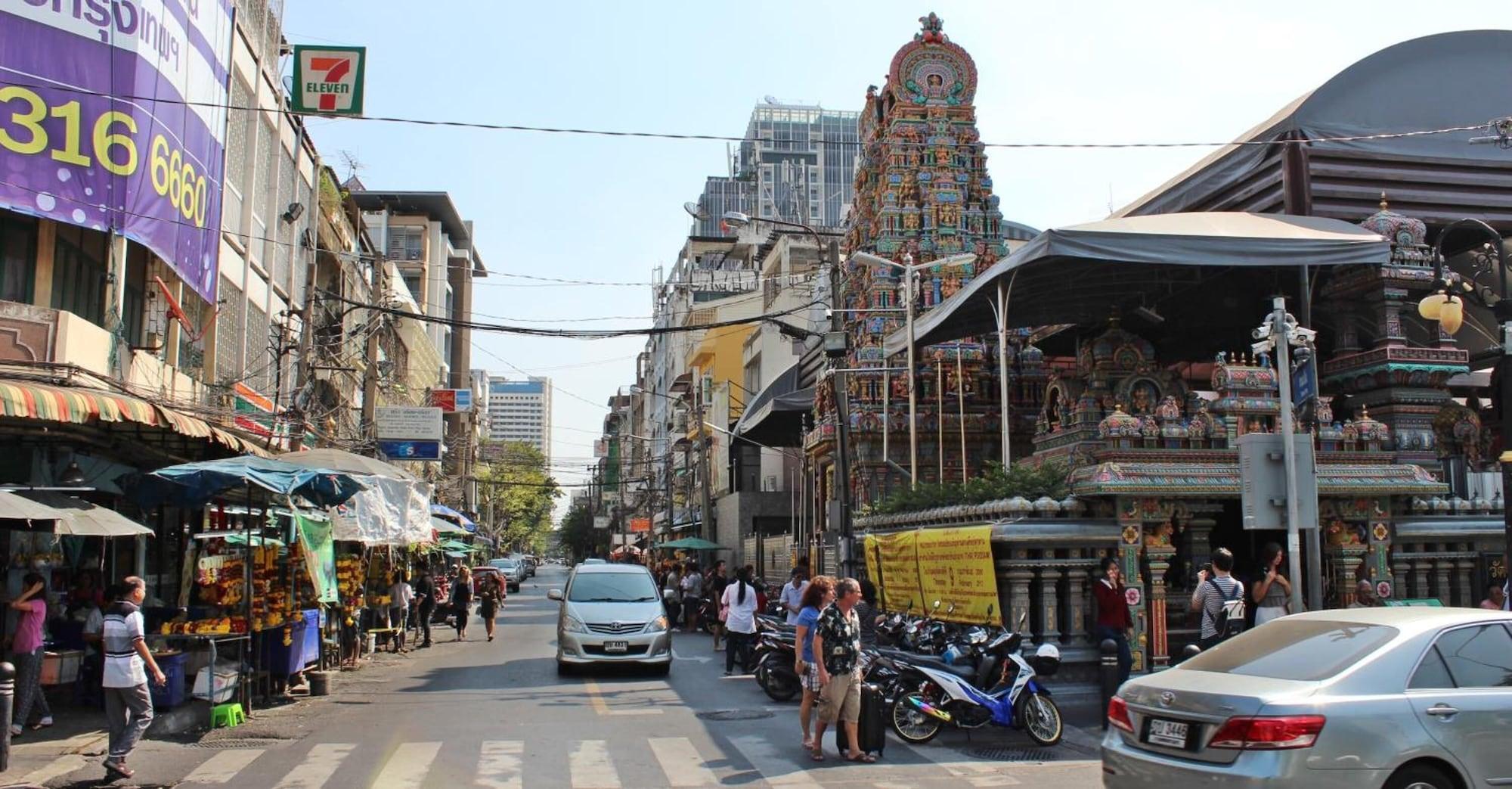 Vista Exterior Home Base Hostel - Adults Only