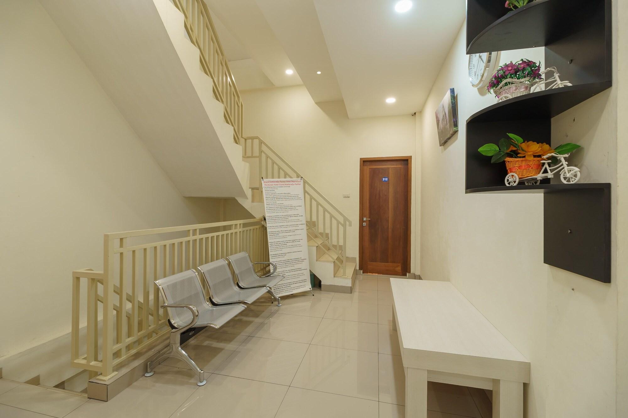 Comodidades del Alojamiento RedDoorz Syariah near Universitas Serambi Mekkah