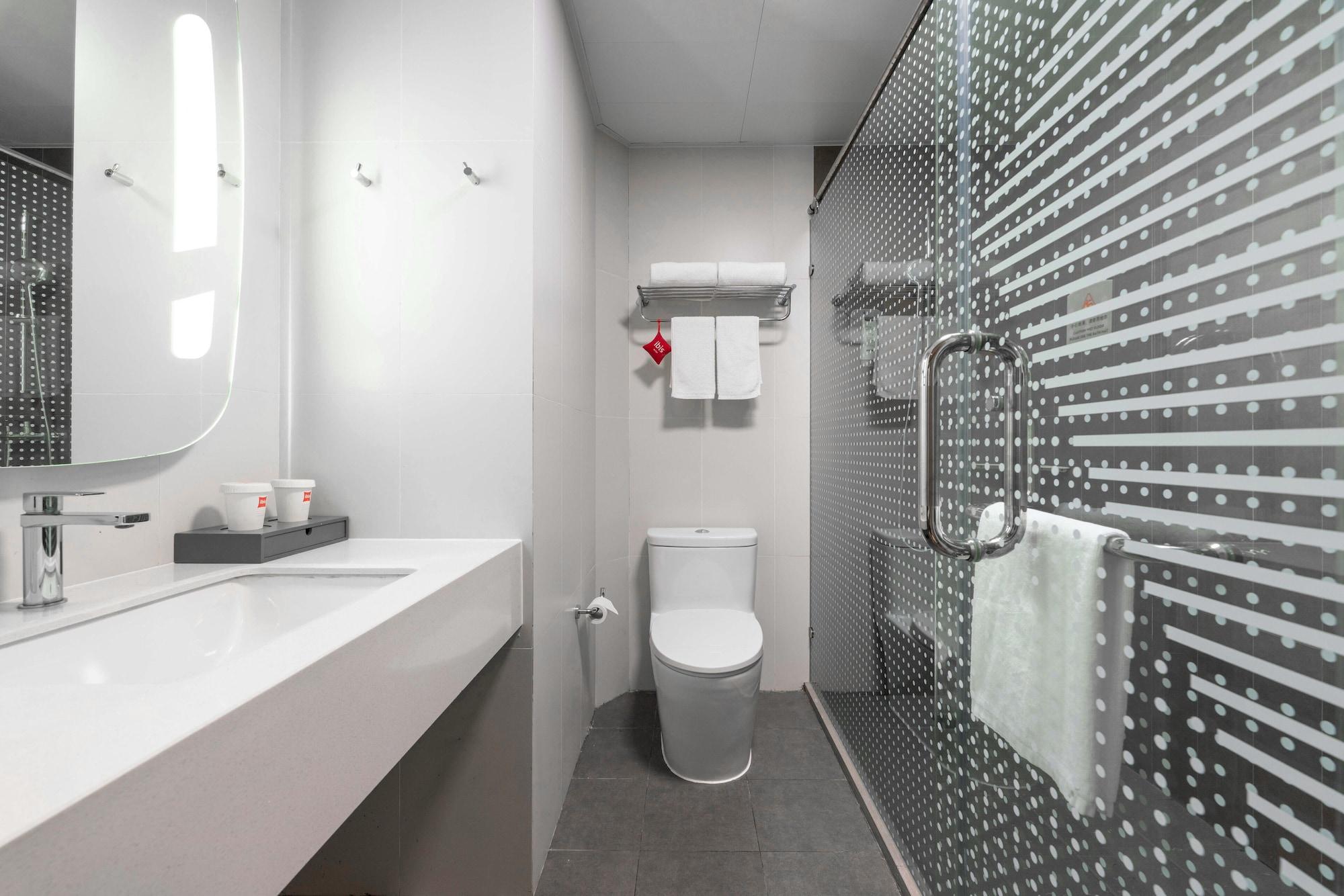 Equipamiento de Habitación Ibis Dalian Yida Spring Field Hotel