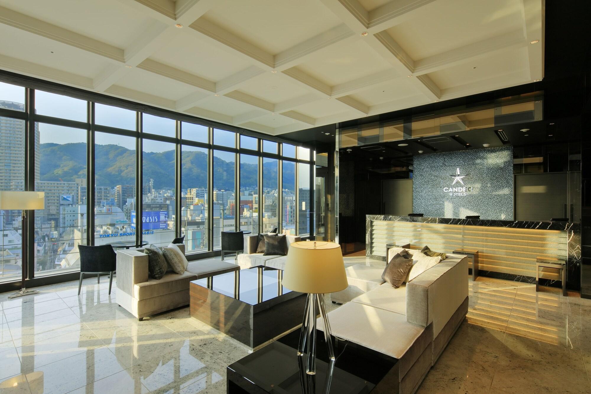 Vista Lobby Candeo Hotels Kobe Torroad
