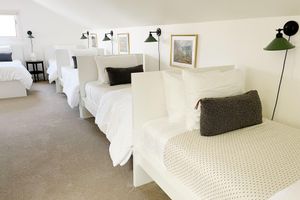 Alquiler Vacacional - Modern Victorian Home on 2.5 acres, sleeps 17