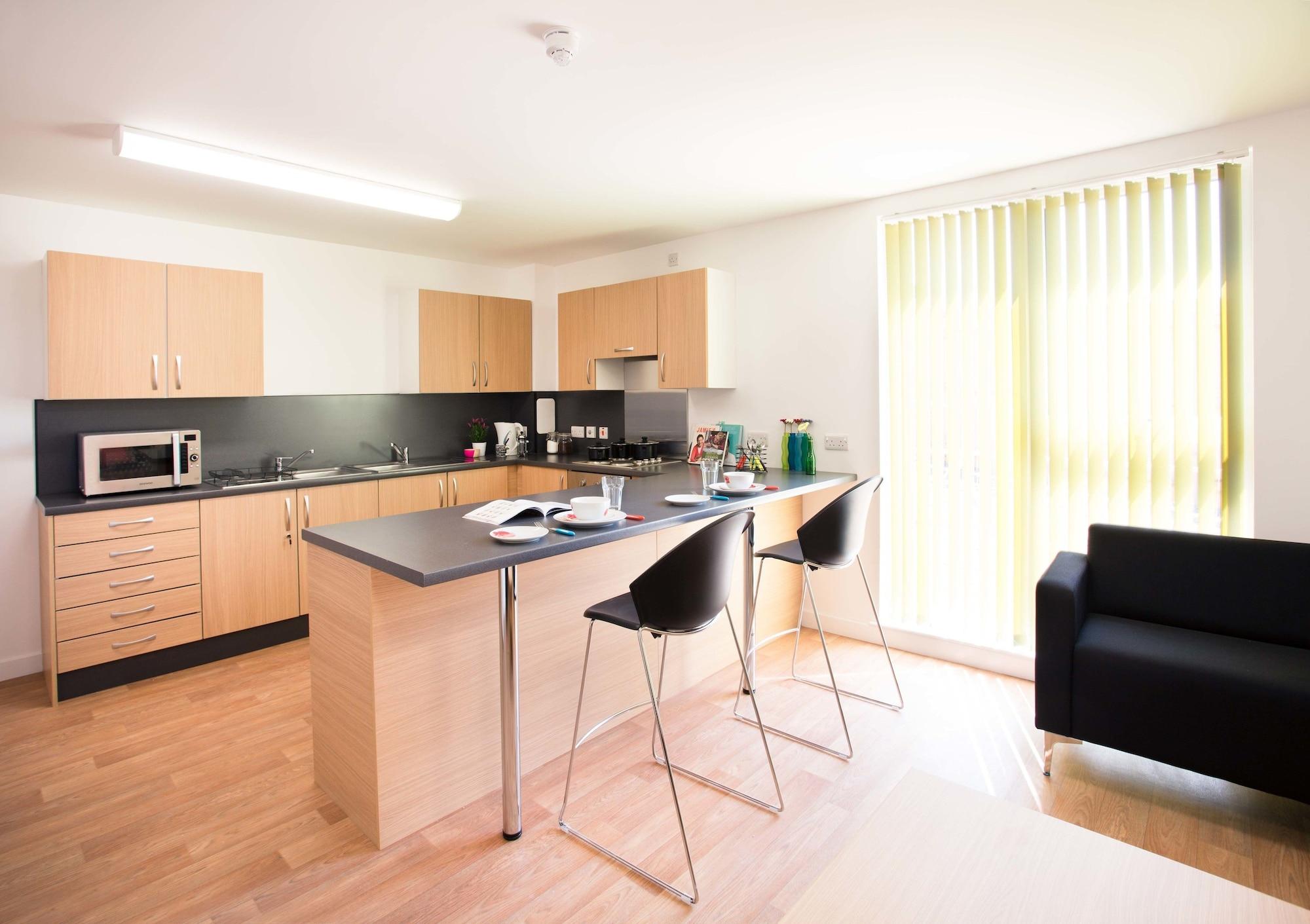 Equipamiento de Habitación UHI Inverness – Campus Accommodation