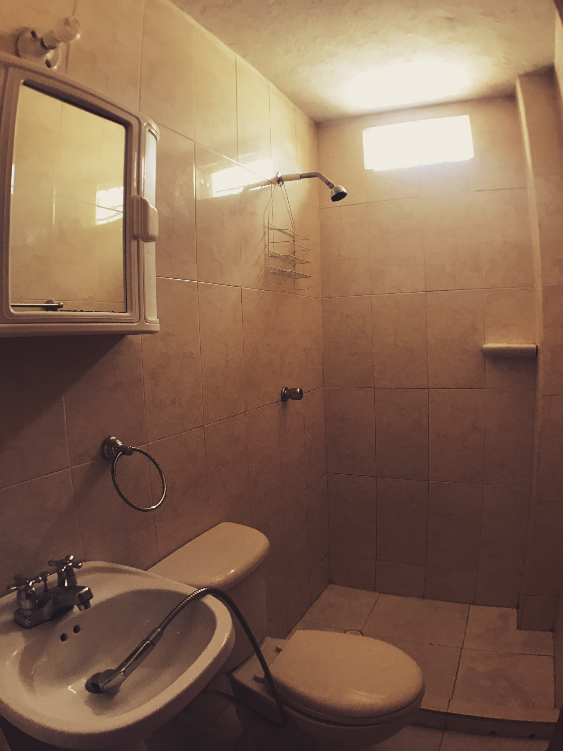 Baño Mandala Hostel