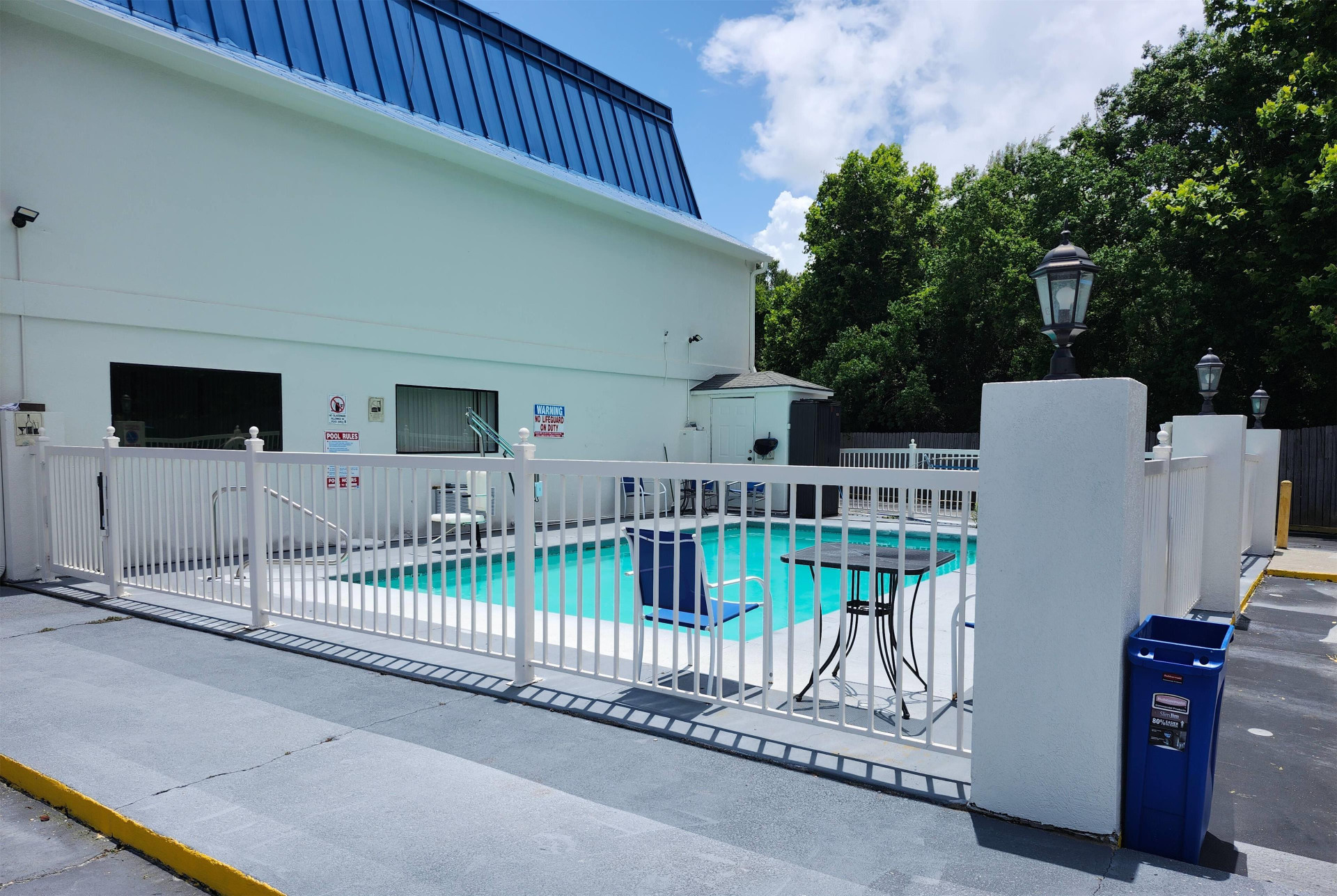 Vista Piscina Days Inn by Wyndham Ocean Springs
