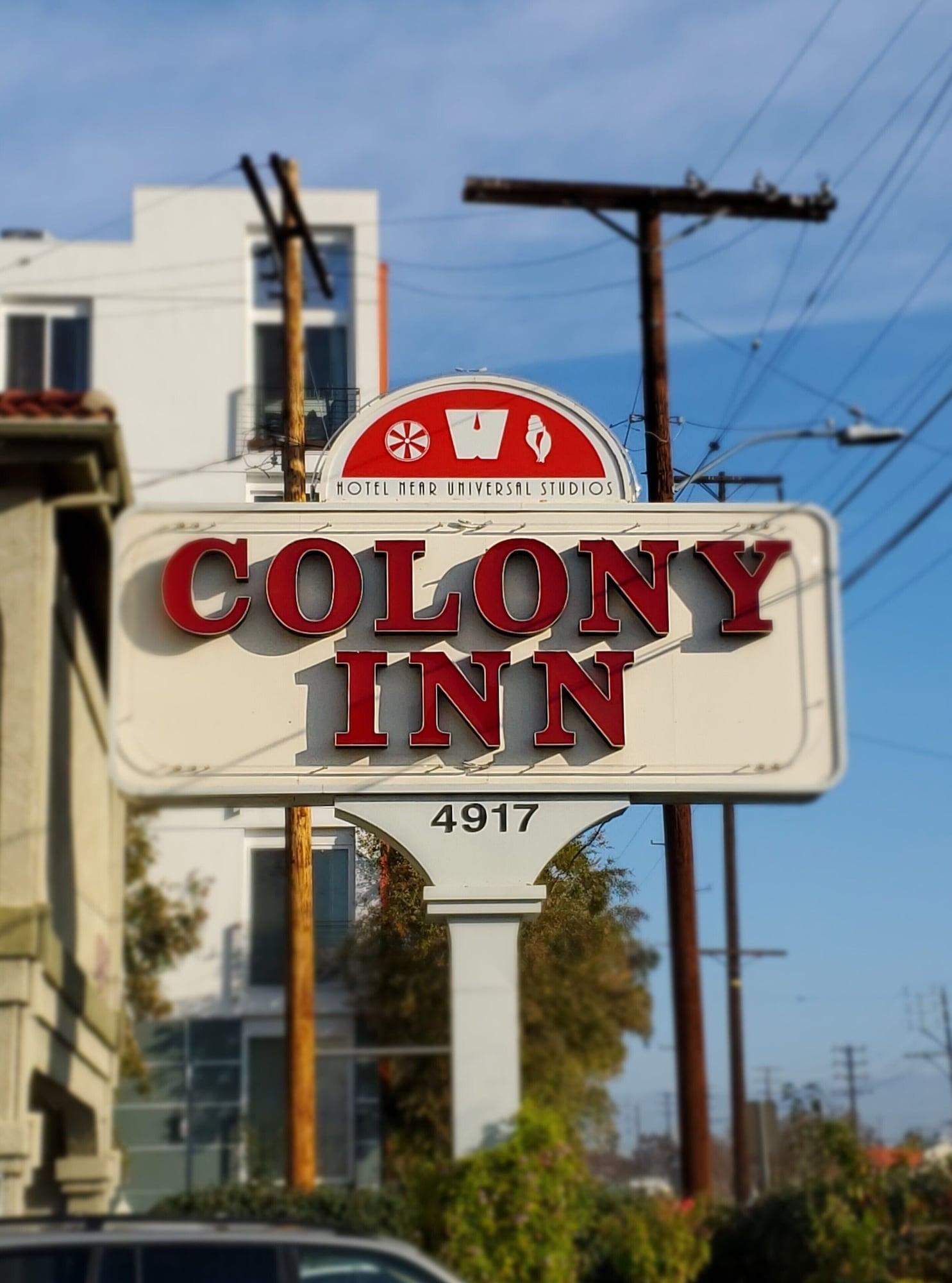 Vista Exterior Colony Inn