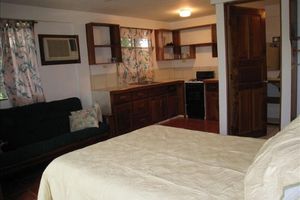 Arriendo temporal - Relaxing Carrillo Bay-Walk to Beach, Restaurants,  3-5 bdrms great for families.