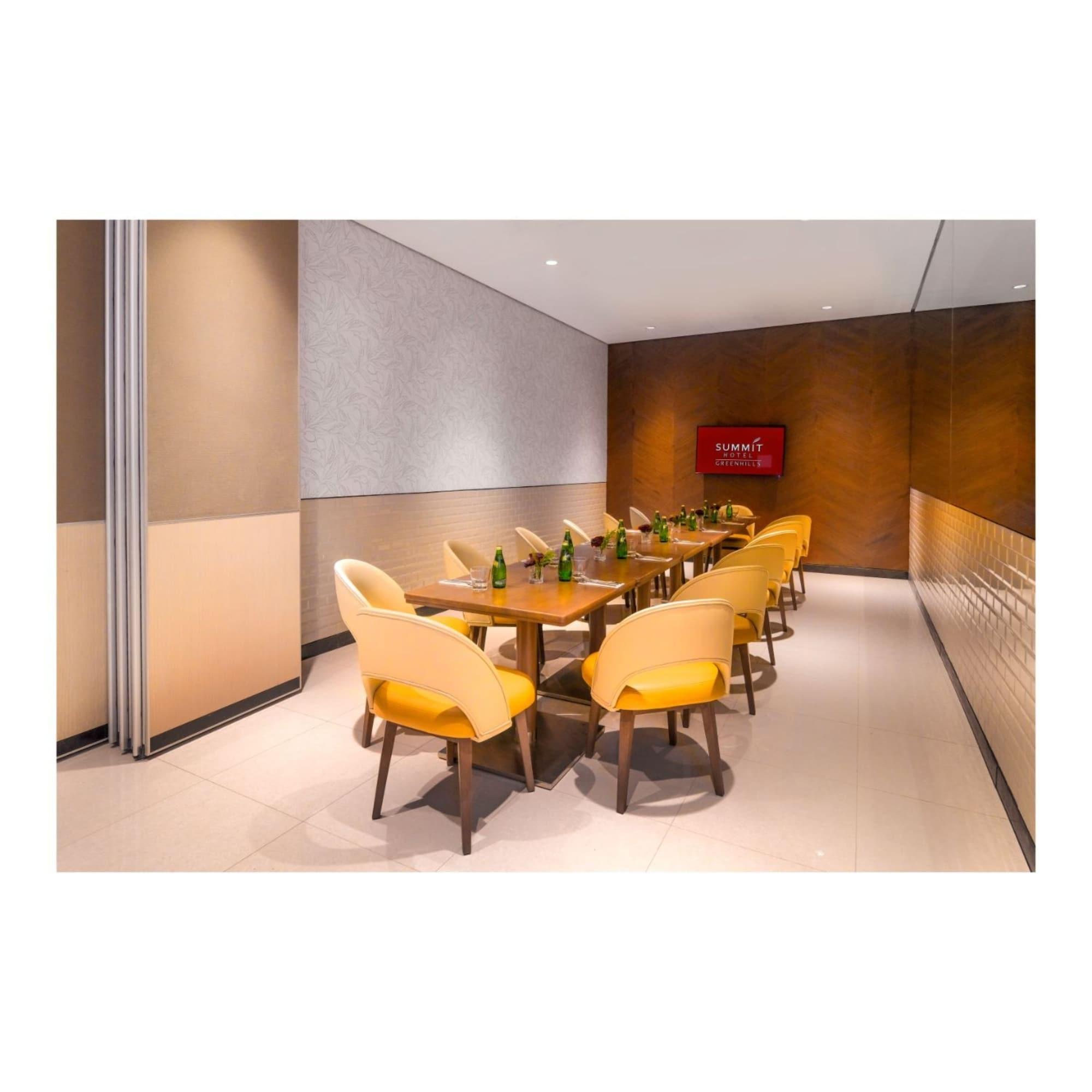 Sala de Reuniones Summit Hotel Greenhills