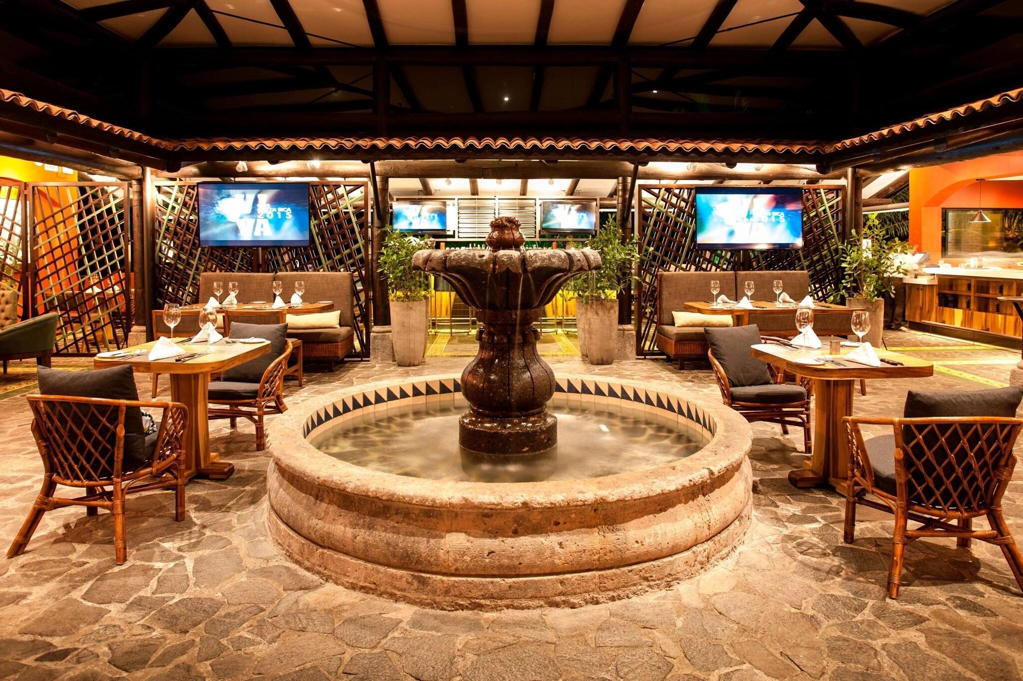 Restaurant Los Suenos Marriott Ocean & Golf Resort