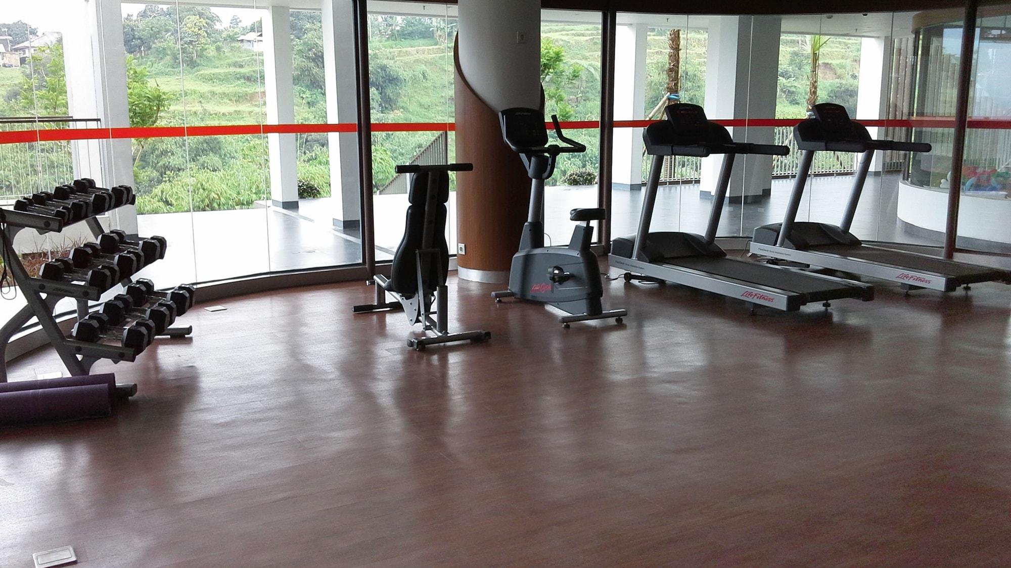 Gimnasio Pesona Alam Resort & Spa