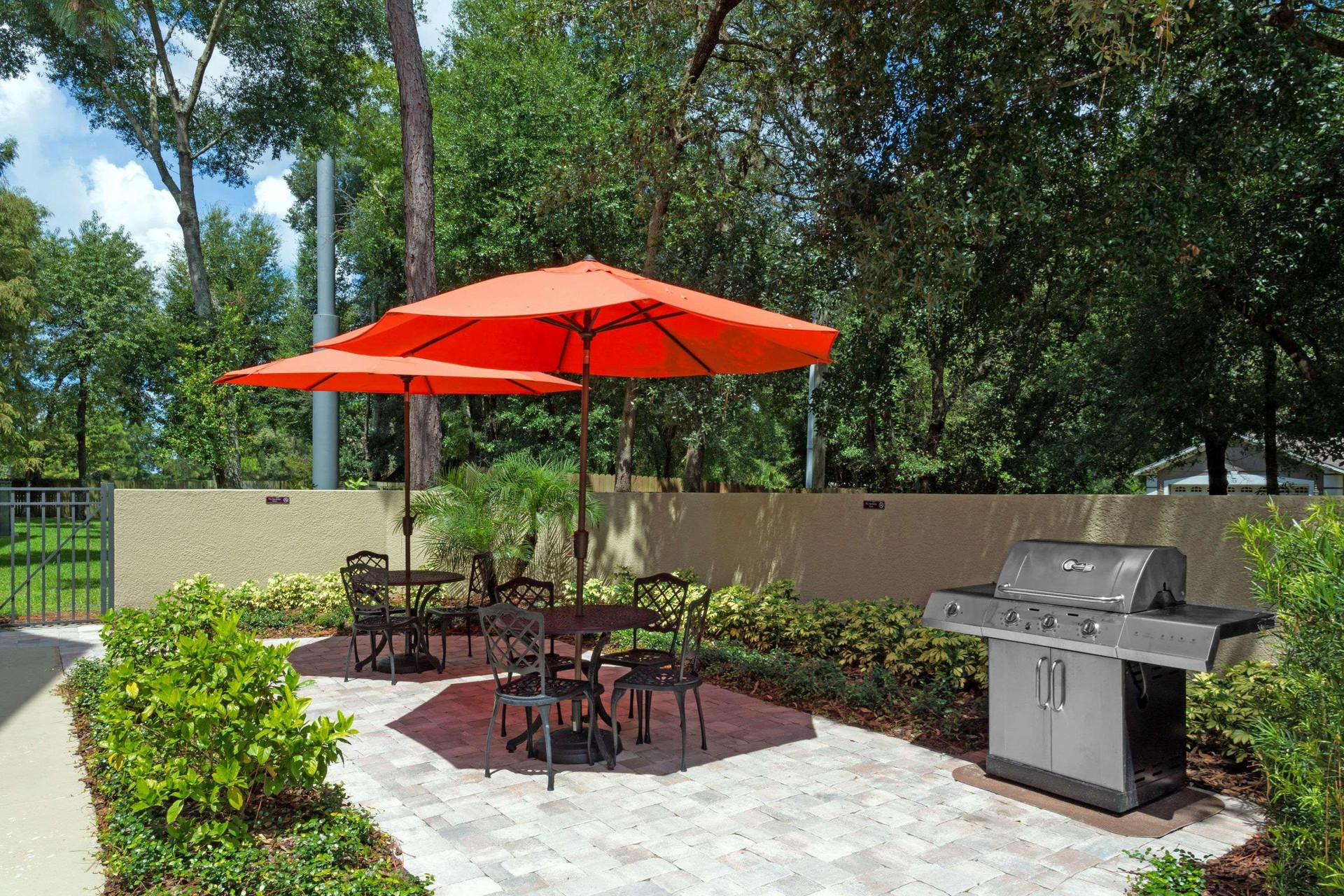 Vista Exterior MainStay Suites Orlando Altamonte Springs