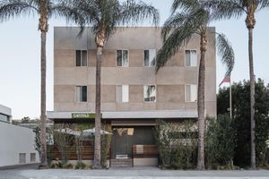 Alojamiento - SIRTAJ - Beverly Hills