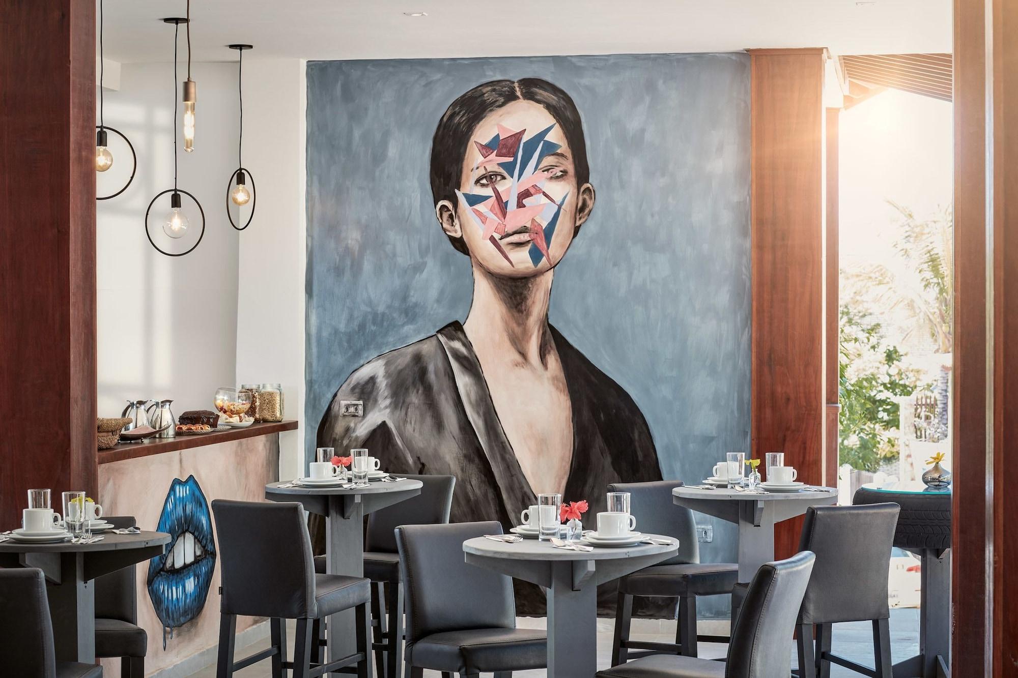 Restaurant Rox by Essenza Hotel