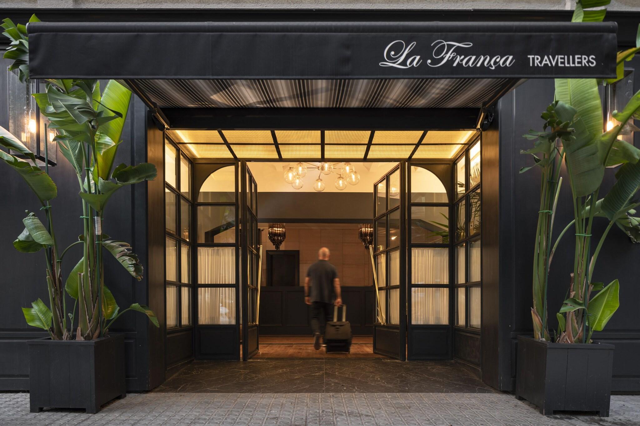 Vista Exterior La França Travellers - Adults Only