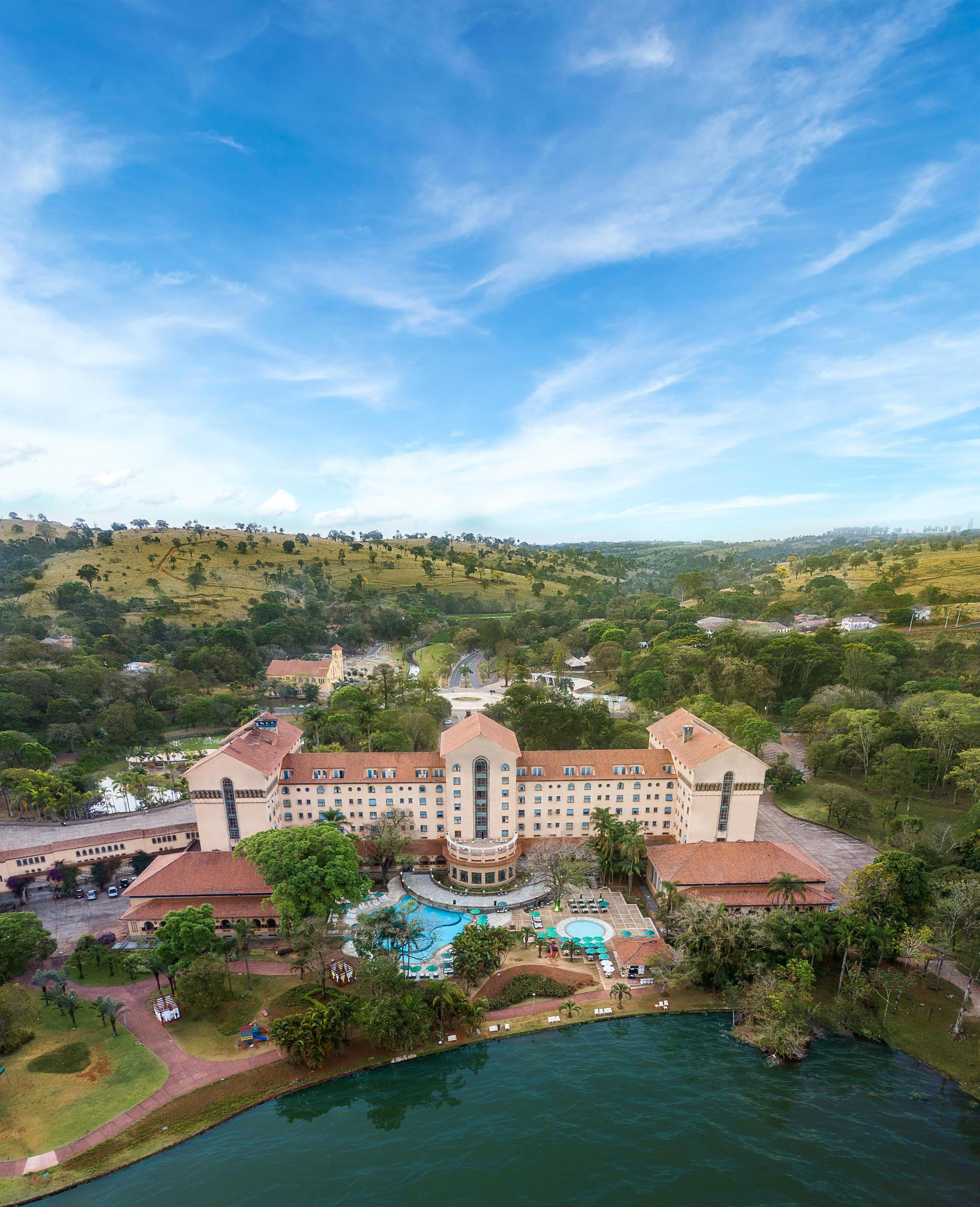 Vista Exterior Grande Hotel e Termas de Araxá