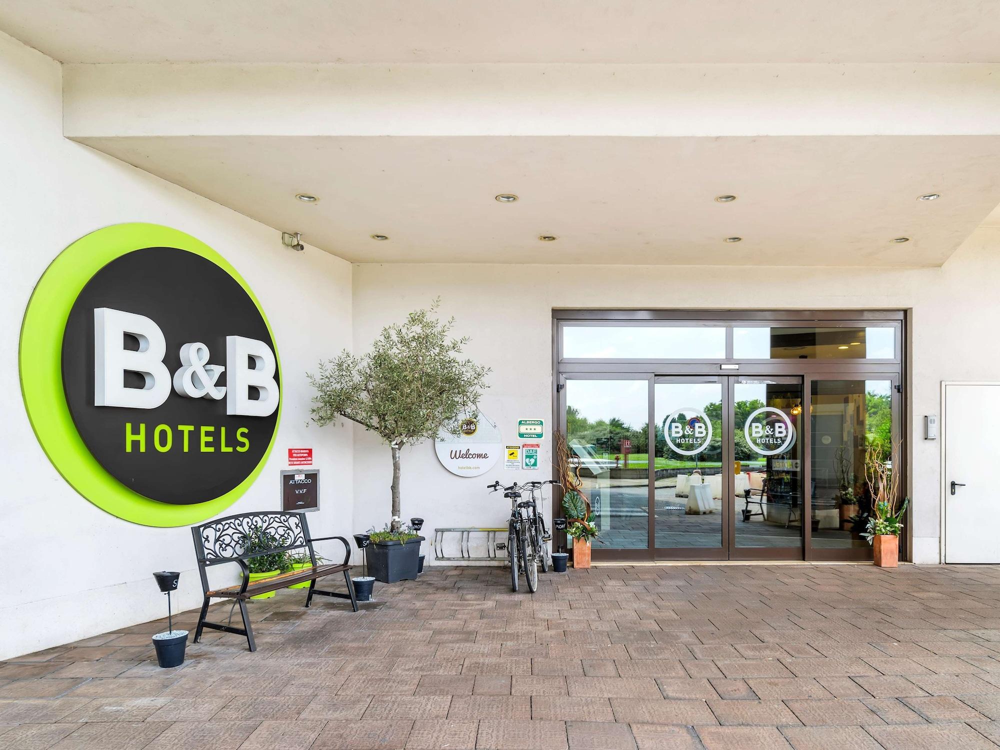Vista Exterior B&B Hotel Milano - Monza
