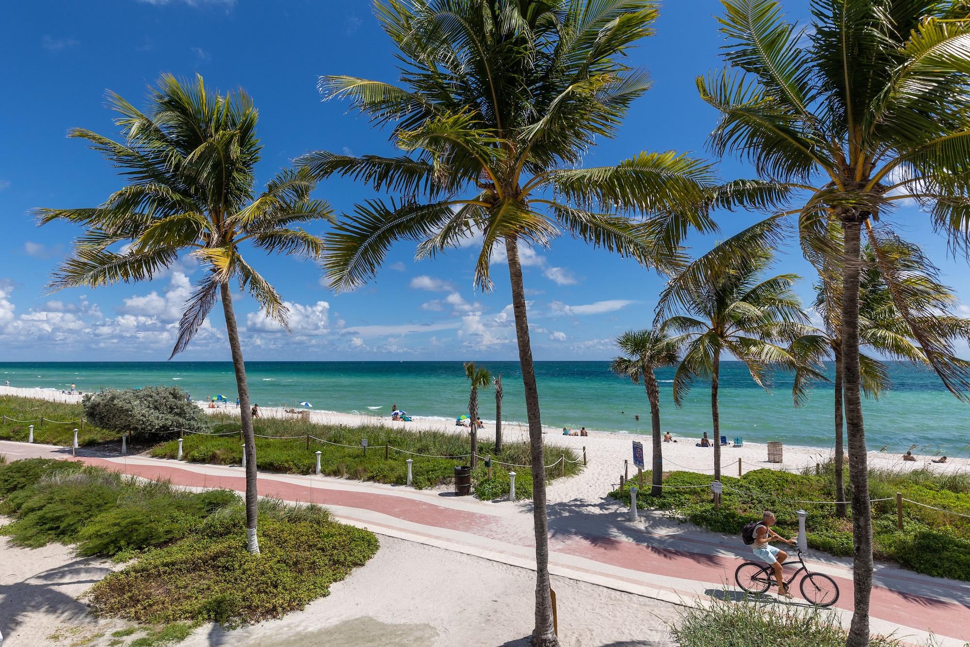 Playa SeaStays Apartments