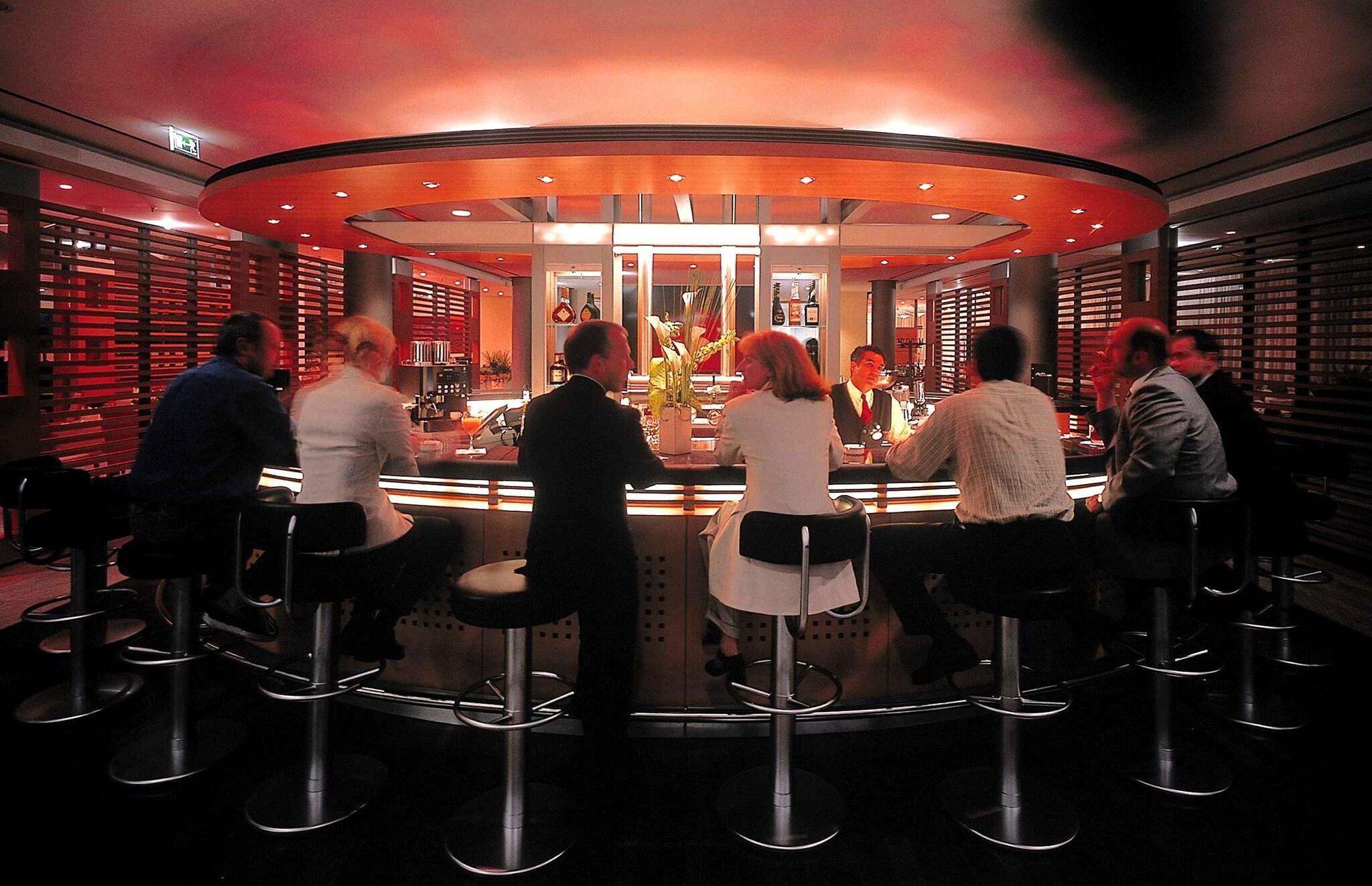 Bar/Salón Radisson Blu Hotel, Hannover