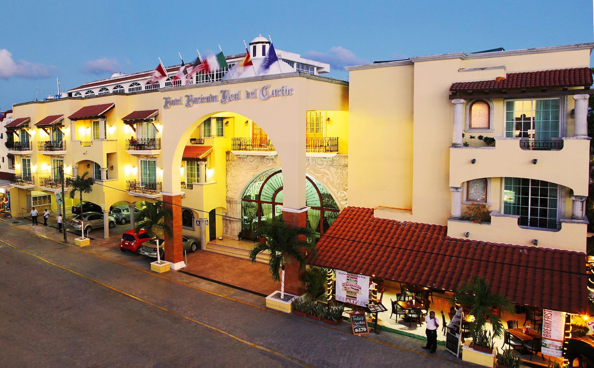 Vista Exterior Hacienda Real del Caribe