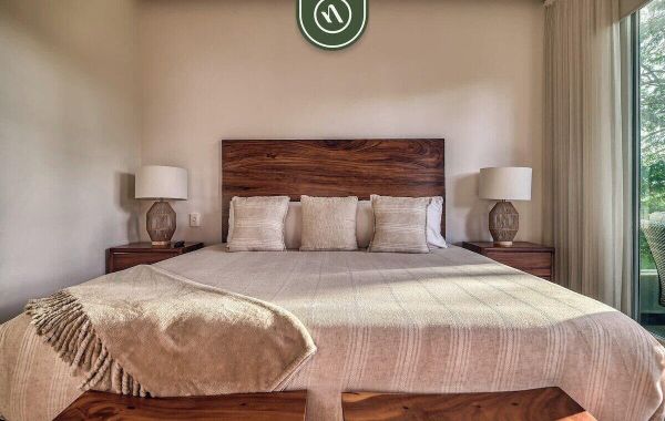 Luxury 2 BR Condo Near Golf Courses and Marina - Hoteles de lujo en Puerto Vallarta, México