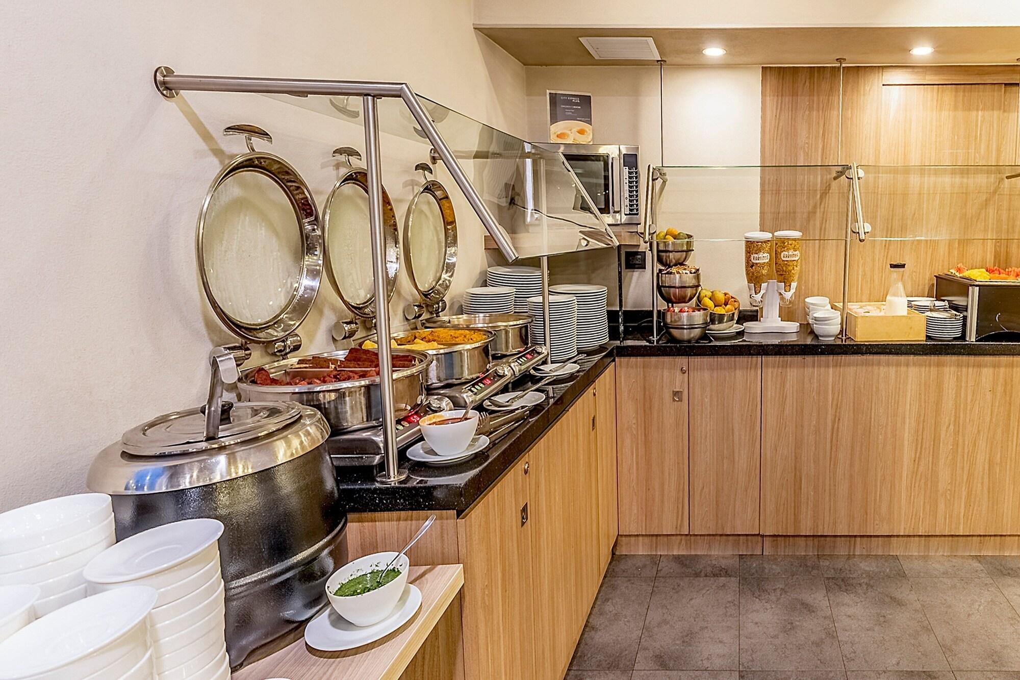 Restaurant City Express Plus by Marriott Bogota Aeropuerto