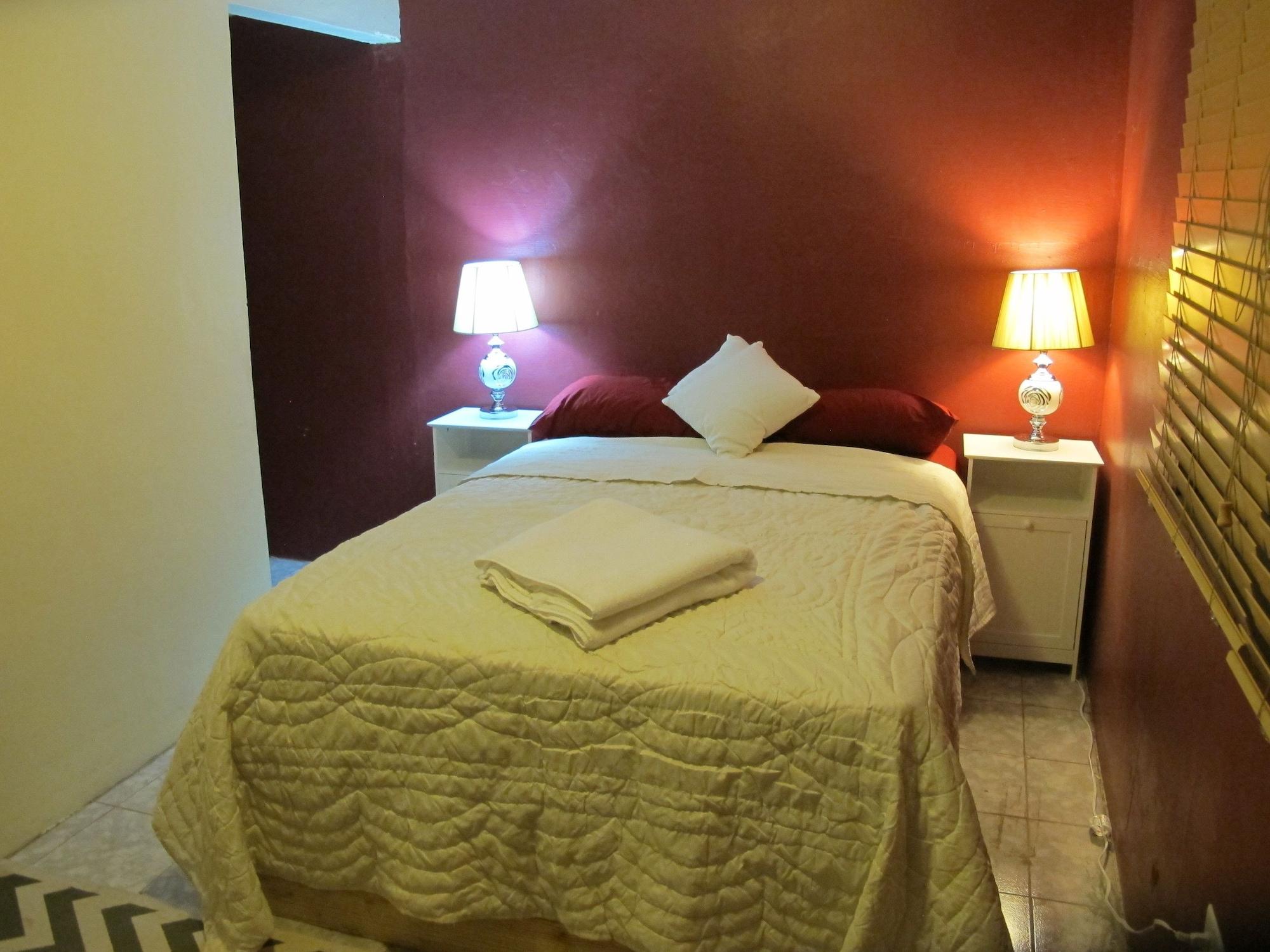 Habitación Waterfall Hostel