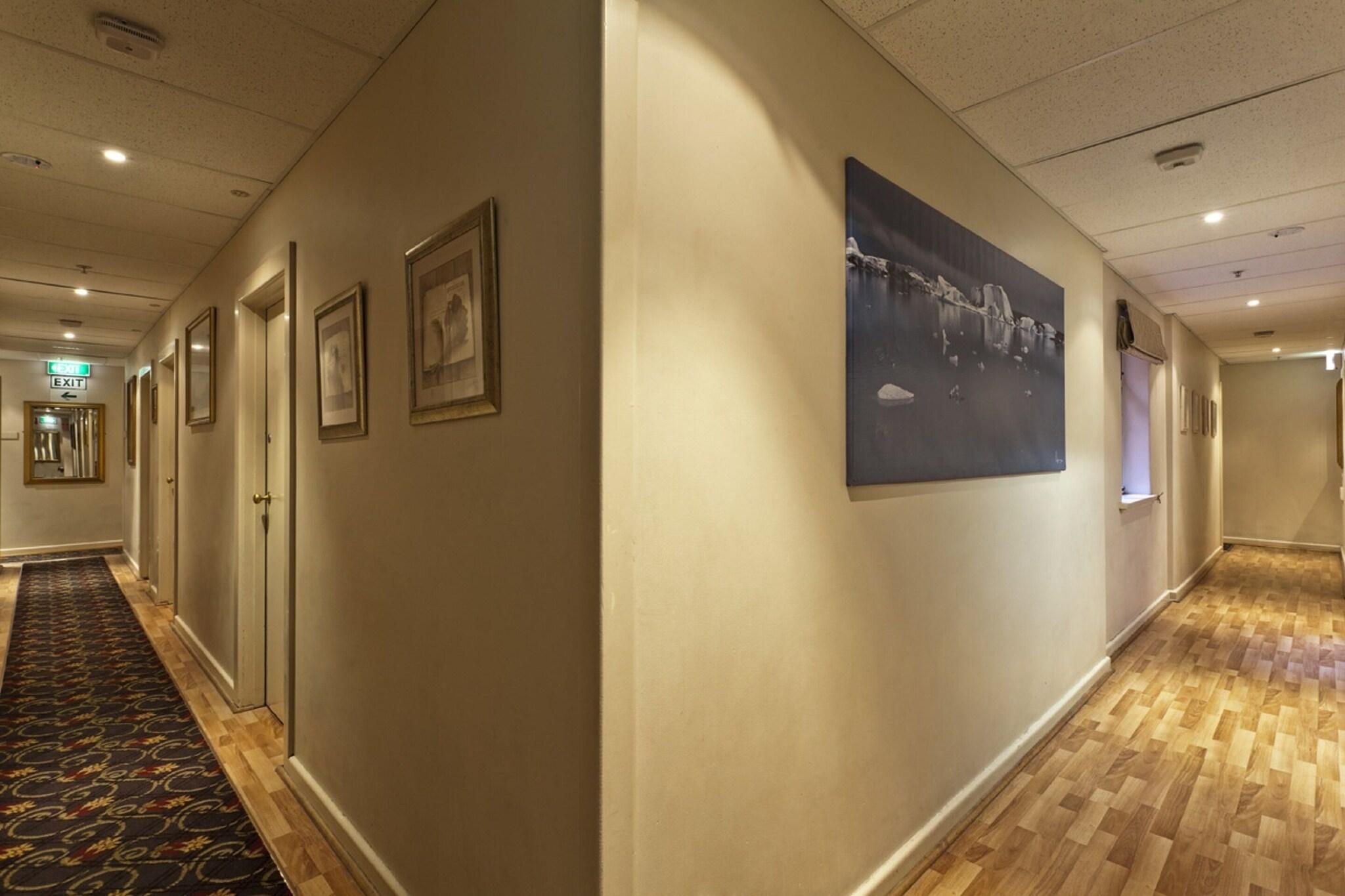 Vista Lobby City Centre Budget Hotel