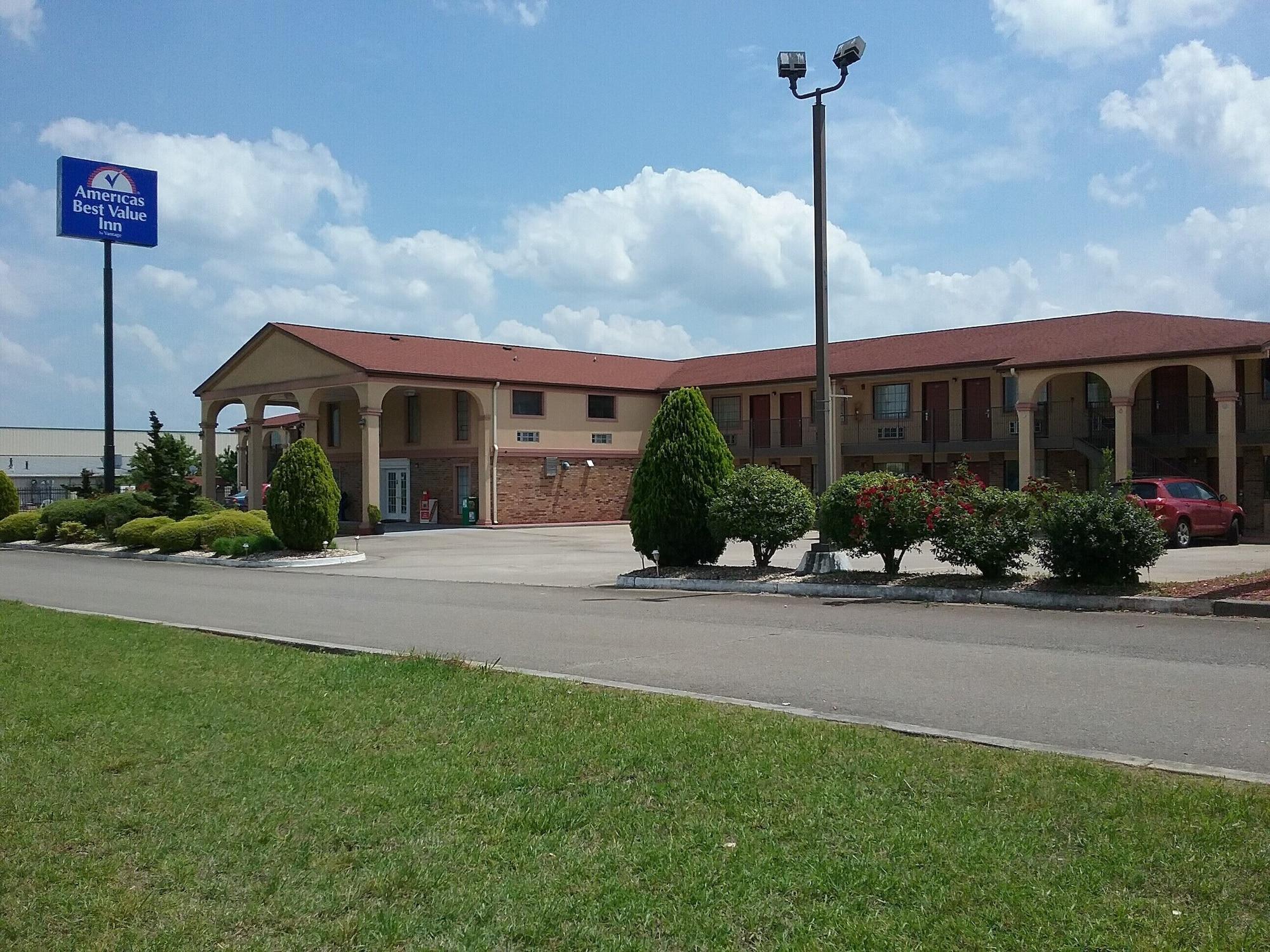 Varios Americas Best Value Inn Blue Ridge