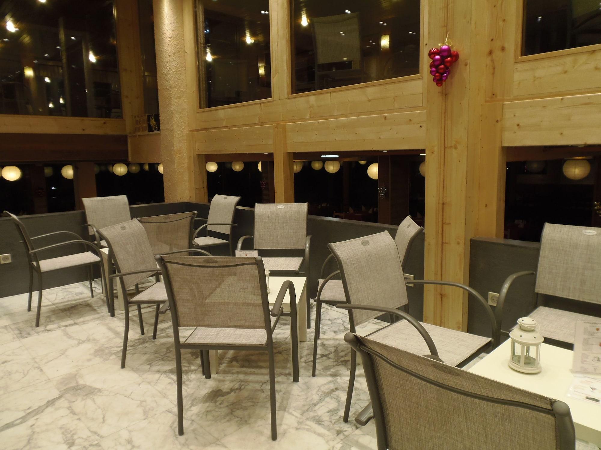 Vista Lobby Hôtel Gergovia