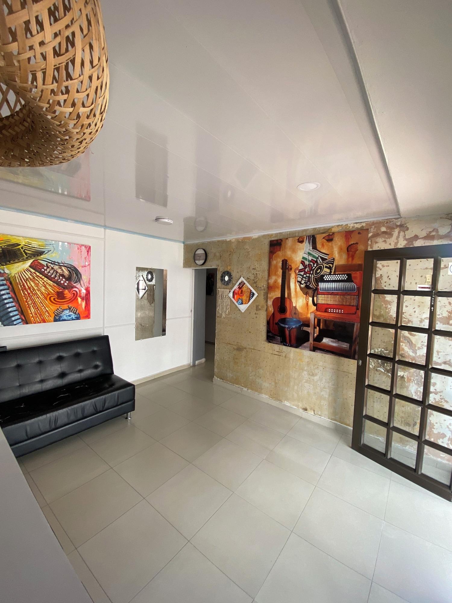 Comodidades del Alojamiento HOTEL NAPOLES