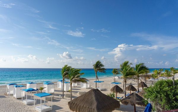 Sunset Royal Beach Resort - All Inclusive - Hoteles cerca de Playa Chac Mool en Cancún