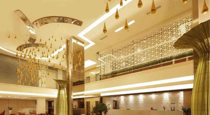 Vista Lobby Mercure Padang