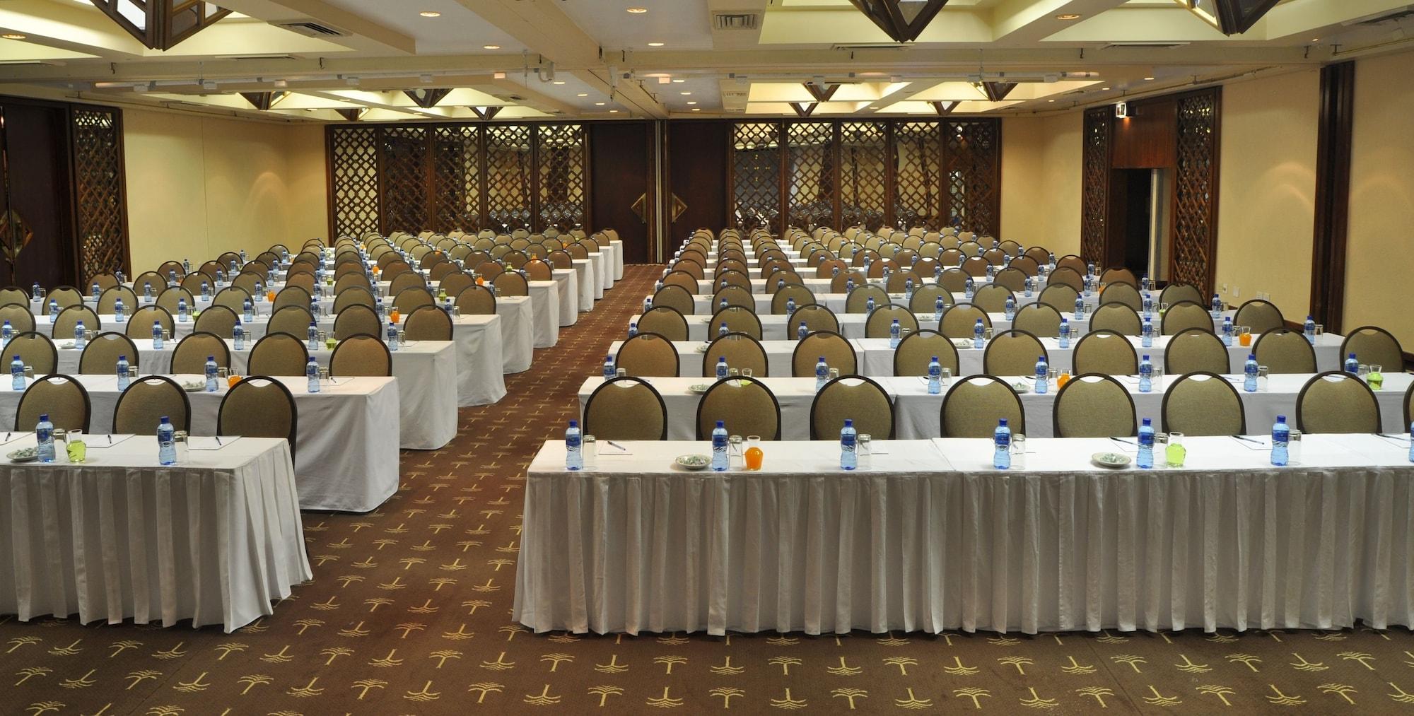Sala de Reuniones Black Mountain Leisure & Conference Hotel