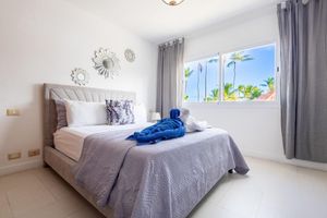 Alquiler Vacacional - Ocean View Luxury Apartment Directly on the Los Corales Beach