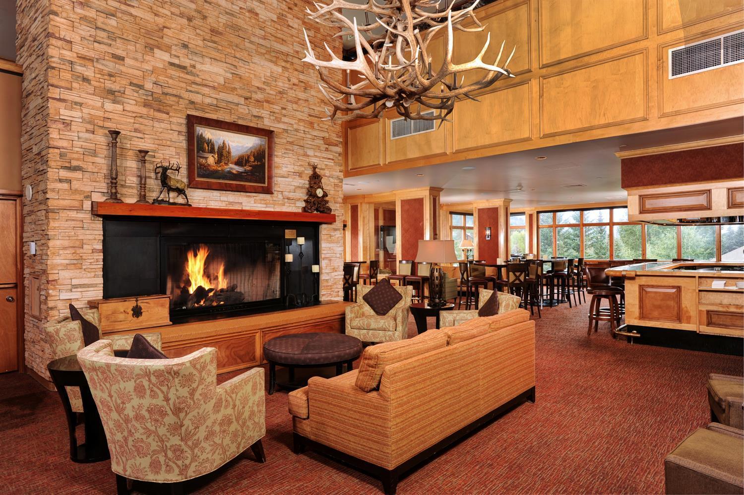 Vista Lobby Keystone Lakeside Village by Keystone Resort