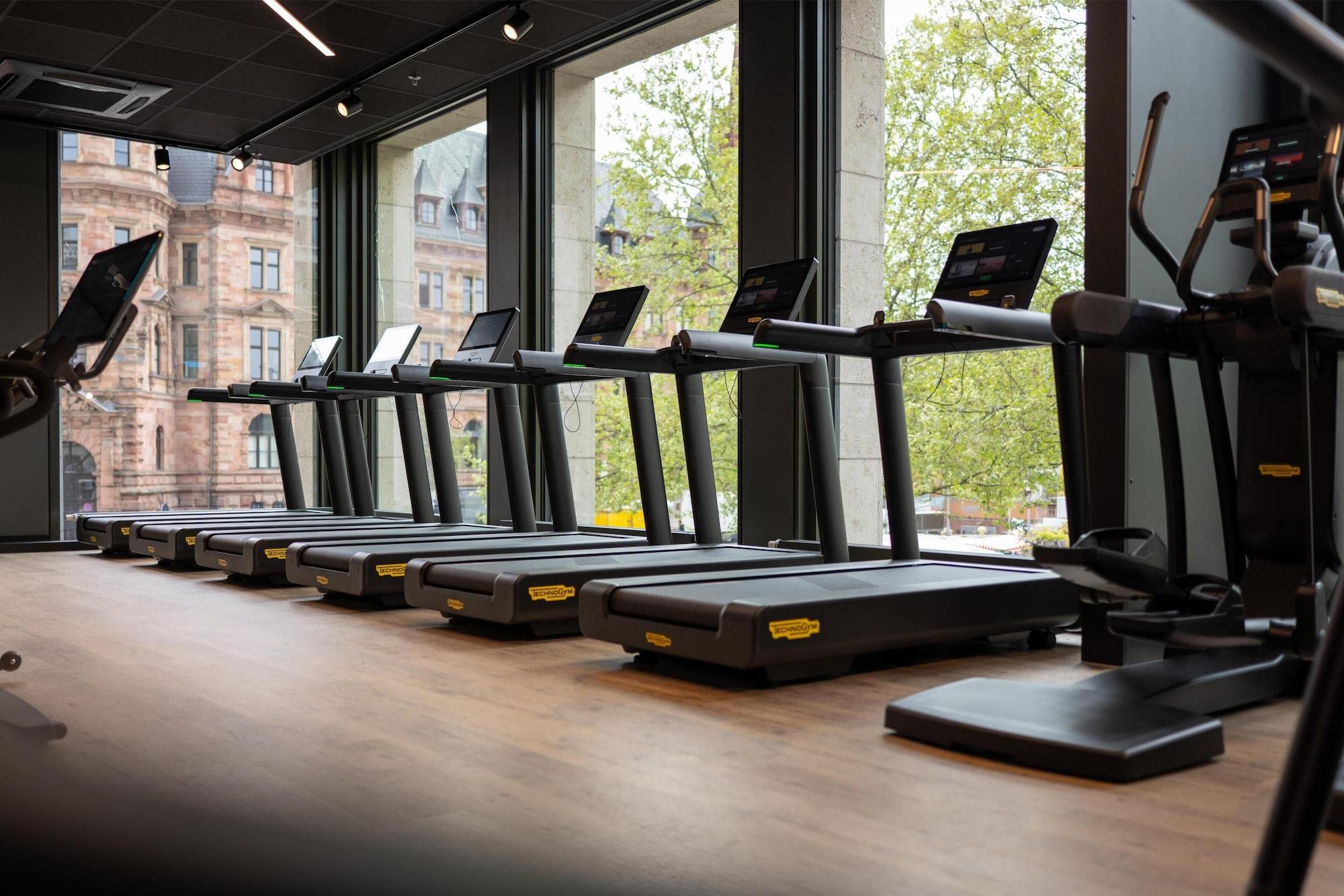 Gimnasio Radisson Blu Schwarzer Bock Hotel