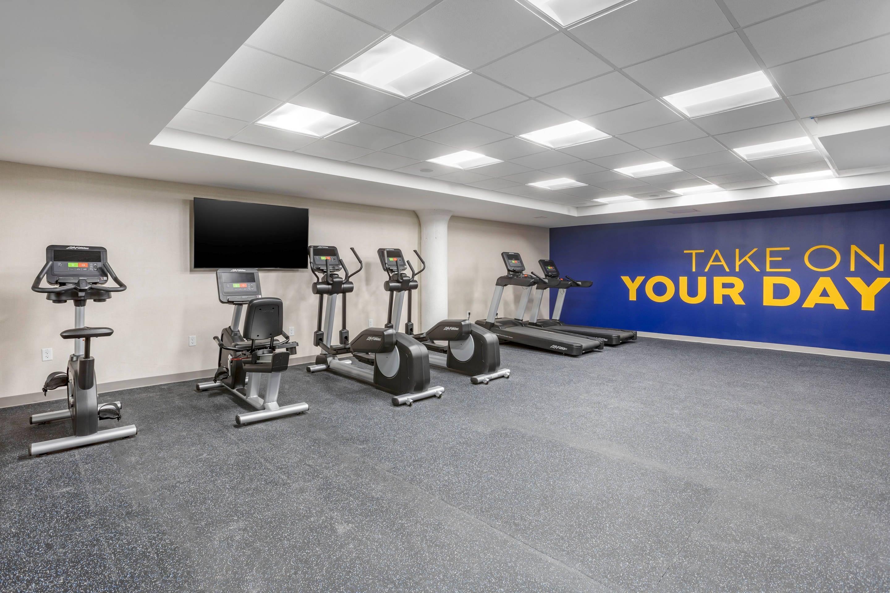 Gimnasio Comfort Inn & Suites Newark Liberty International Airport