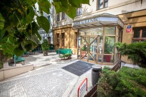 Alojamiento - Hotel Lunik