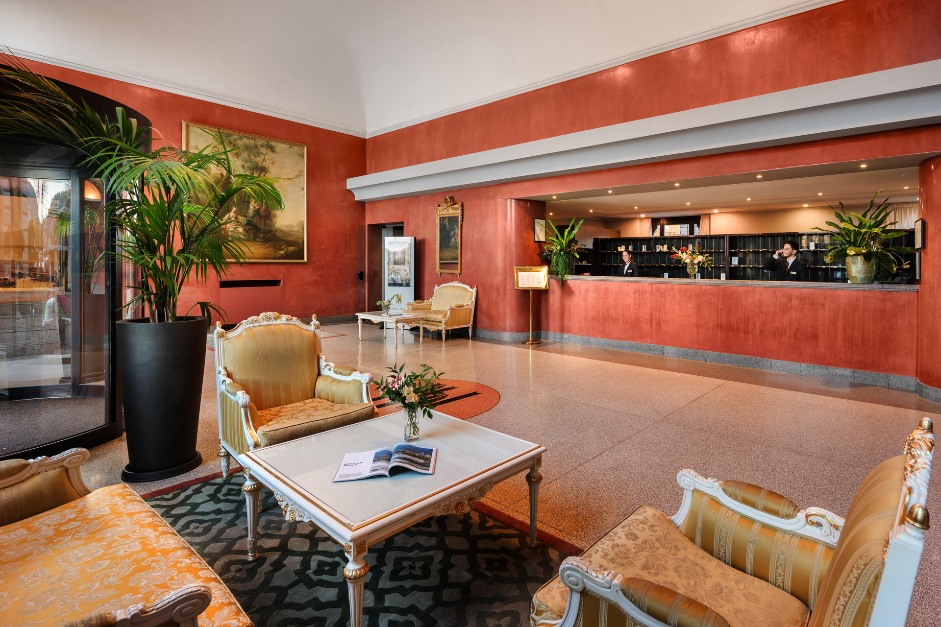Vista Lobby Palace Hotel