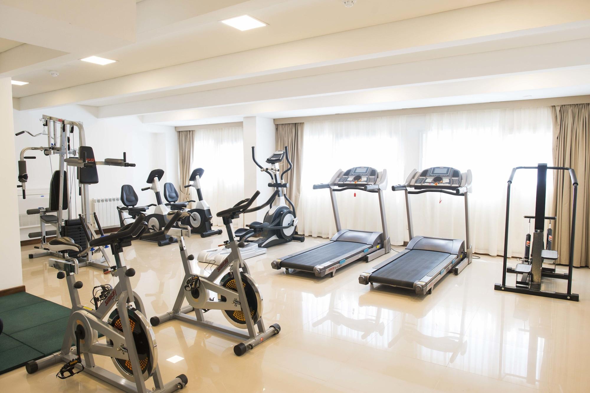 Gimnasio Hotel 6 De Octubre
