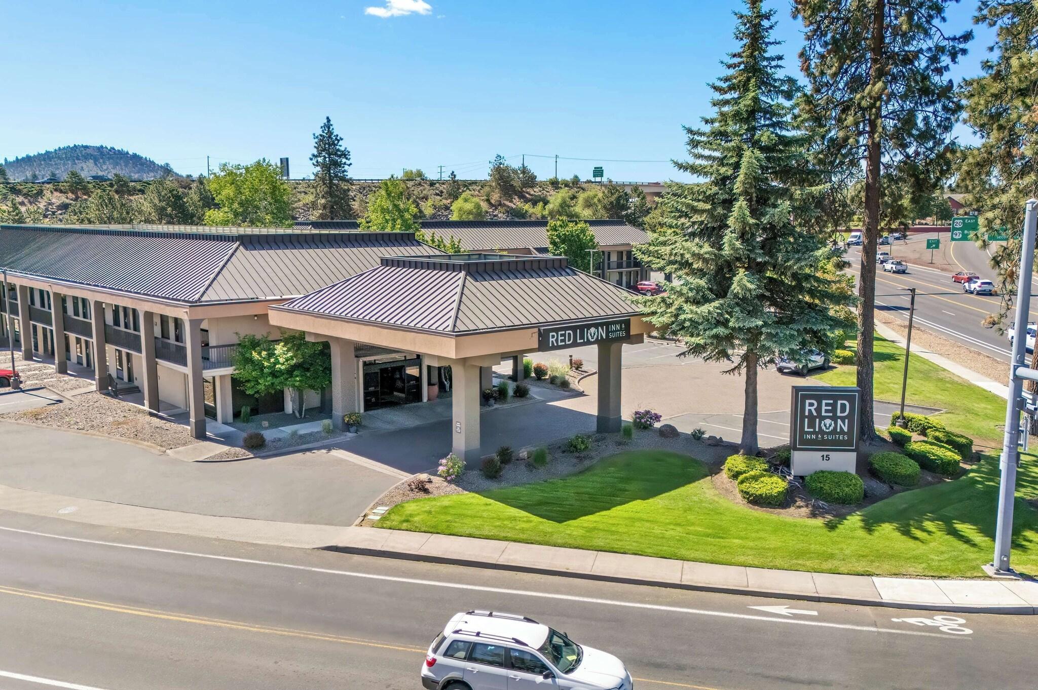 Restaurant Red Lion Inn & Suites Deschutes River Bend